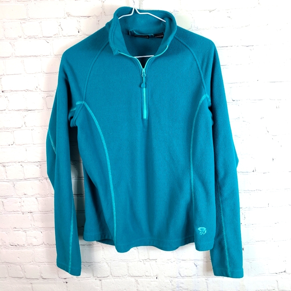 Mountain Hardware fleece top size medium
